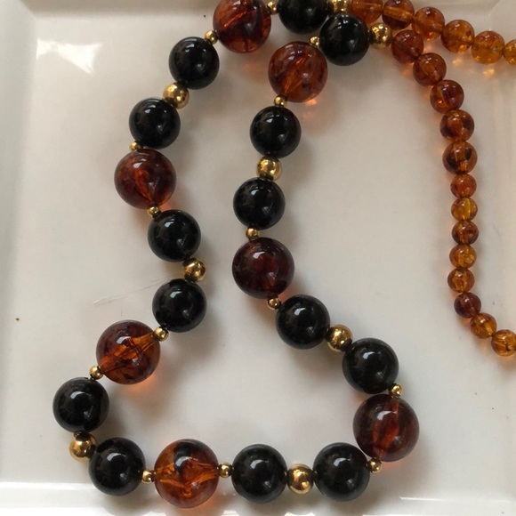 🧡Vintage Faux Jet & Amber Graduated Round Beads long Statement Necklace - Picture 7 of 7